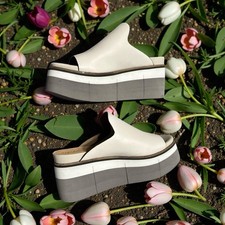 NAKED FEET - FLOW in MIST 