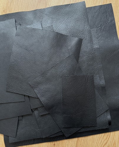 Black pebble grain leather - black,