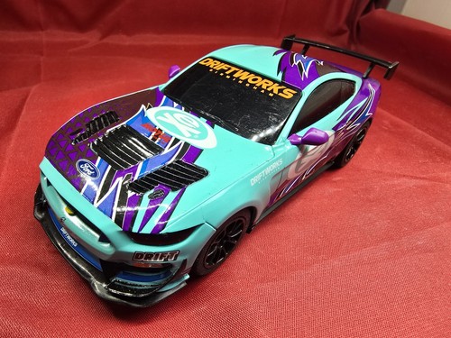 Scalextric drift car - 1:32,