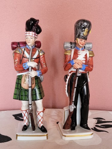 Paired sitzendorf porcelain - of,