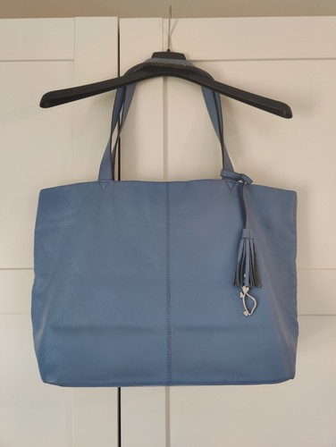 Carpisa blue leather tote - carpisa,