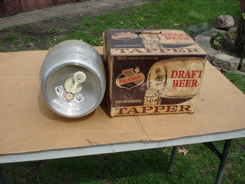 Vtg metal collectible falstaff - metal,