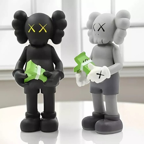 Kaws companion counting money - companion,