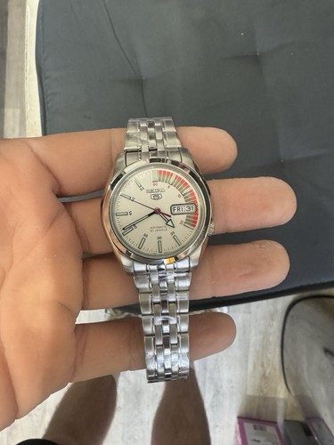 Seiko automatic white dial - seiko,