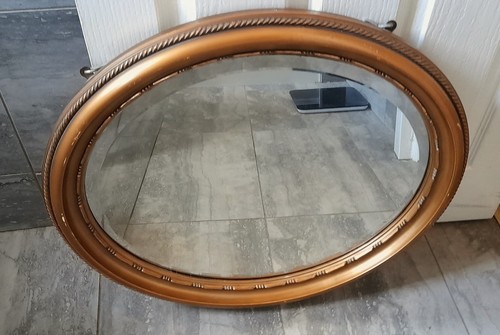 Oval bevelled edge - oval, wall