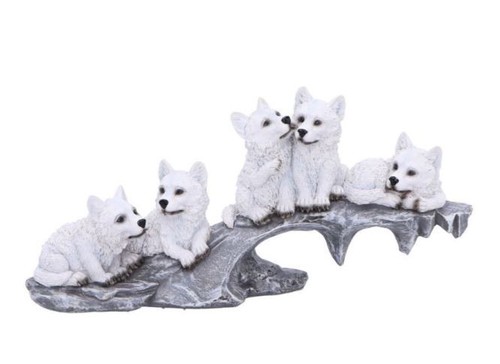 Winter litter white wolf pups - litter,
