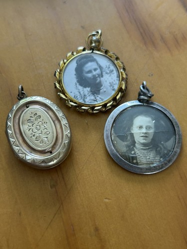 Job lot antique lockets - lot, x