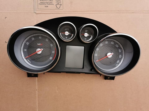 Vauxhall insignia vxr - vauxhall, speedo