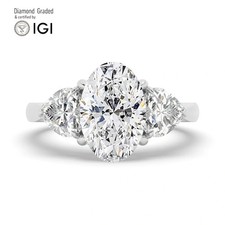 Oval Diamond Trilogy Ring 14k