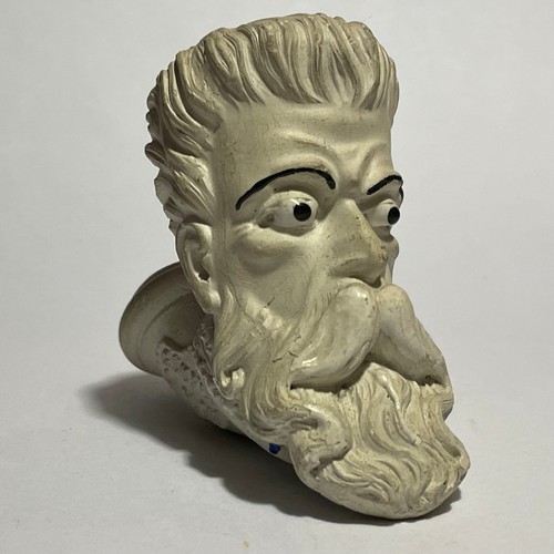 Clay pipe porcelain - clay, pipe/porcelain