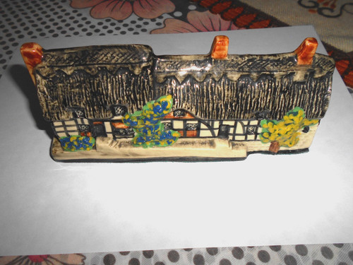 Tey pottery anne hathaway - tey,