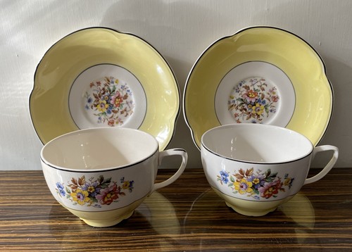 Pair vintage johnson - pair,