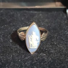 9ct gold ring wedgwood - ,