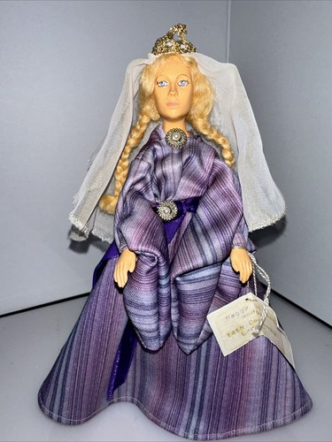 Peggy nisbet model 14th - model,