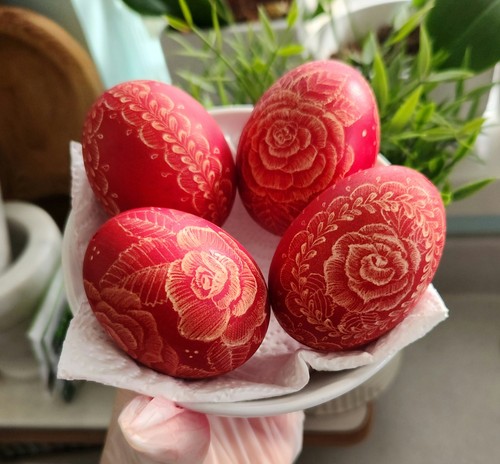 Easter eggs hand - easter,