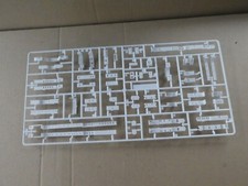Airfix Titanic 1/400 C sprue white deck parts  new