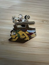 Disney Pirates of the Caribbean Starter Set 2009 Monkey Keys Pluto Pin 68415