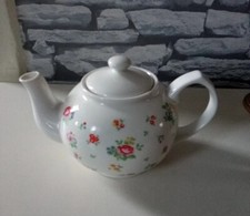Cath Kidston Pink Sprig Stanley  Teapot Flowers 1 3/4 pint capacity