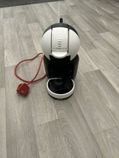 White De'Longhi Nescafé Dolce Gusto Coffee Pod Machine.