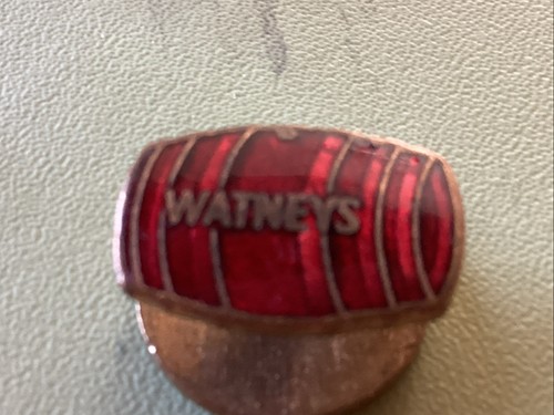 Vintage watneys red barrel - 'watneys, barrel'