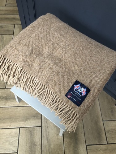 Brontë moon 100 wool - by,