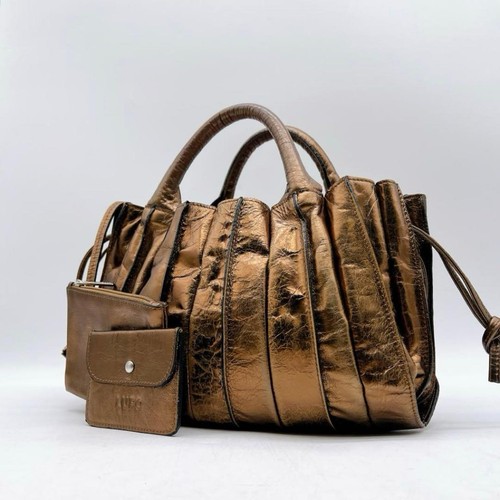 Lupo barcelona pleated tote - lupo,