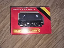 Hornby R240 GWR 7 Plank wagon