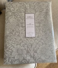 Morris & Co. Strawberry Thief