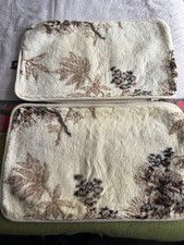 2 Dorma-Therm Merino Deluxe wool zipped pillowcases (blanket also available)