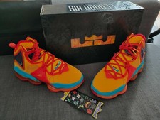 Nike Lebron 19 Space Jam Tune