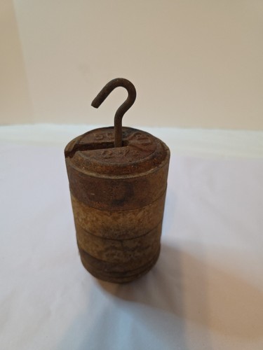 Vintage platform scale - scale, cast