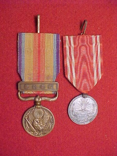 Two wwii japanese - medals, ~