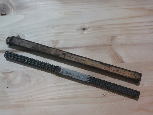 Blue point thread chaser - blue,