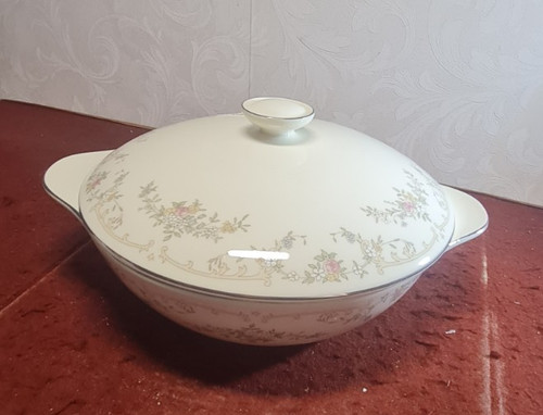 Royal doulton diana vegetable - doulton,