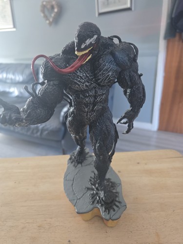 Venom figure marvel alien - 12",