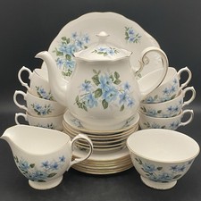Queen Anne Bone China 22pc