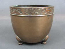 Antique Japanese bronze cashe