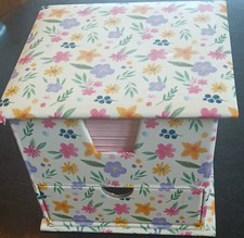 Memo Cube Paper holder with