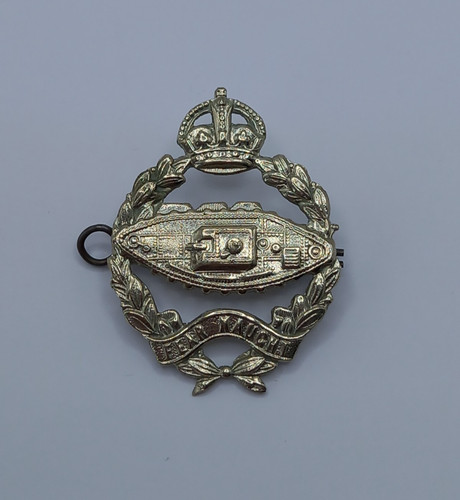 Royal tank regiment cap badge - tank,