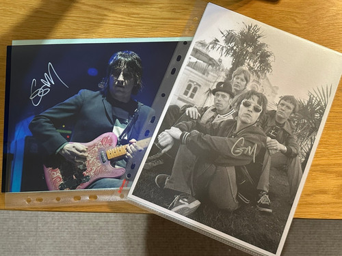 Gem archer signed photos - gem,