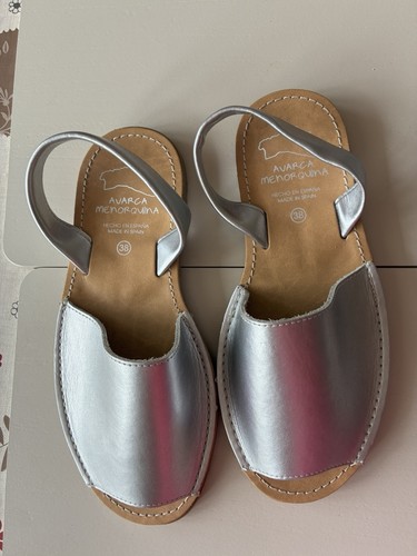 Silver flat sandals new - 5,