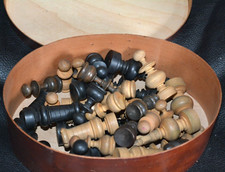 Vintage Wooden Regency Chess Set Complete VGC Boxed King 8.5cm