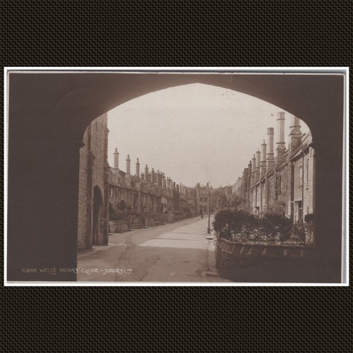 Wells vicars close judges - vicars',
