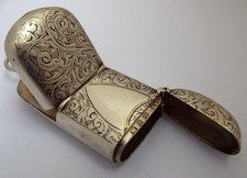 BEAUTIFUL ANTIQUE 1899 STERLING SILVER COMBINATION VESTA CASE & SOVEREIGN HOLDER