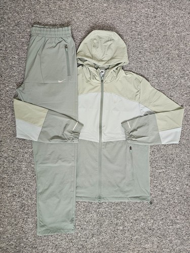 Mens nike tracksuit size large - mens,