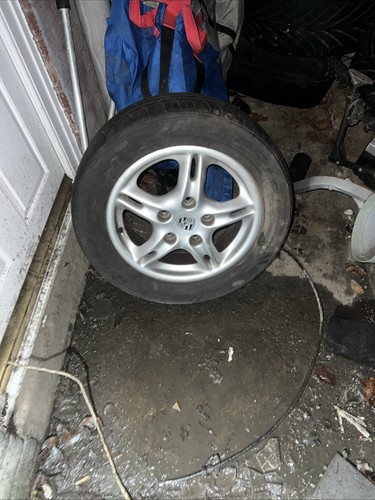 Porsche boxter set wheels - porsche,