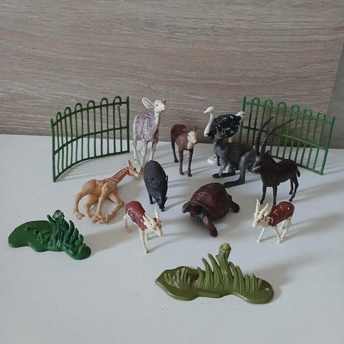 Vintage britains ltd england - ltd,