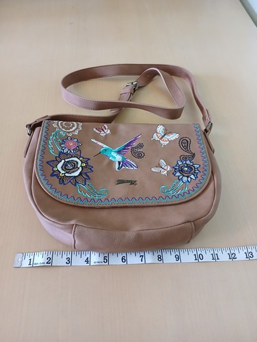 Mantaray embroidered crossbody
