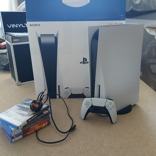 Play station disc version - station,