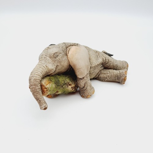 Tuskers tiny tess - all, out